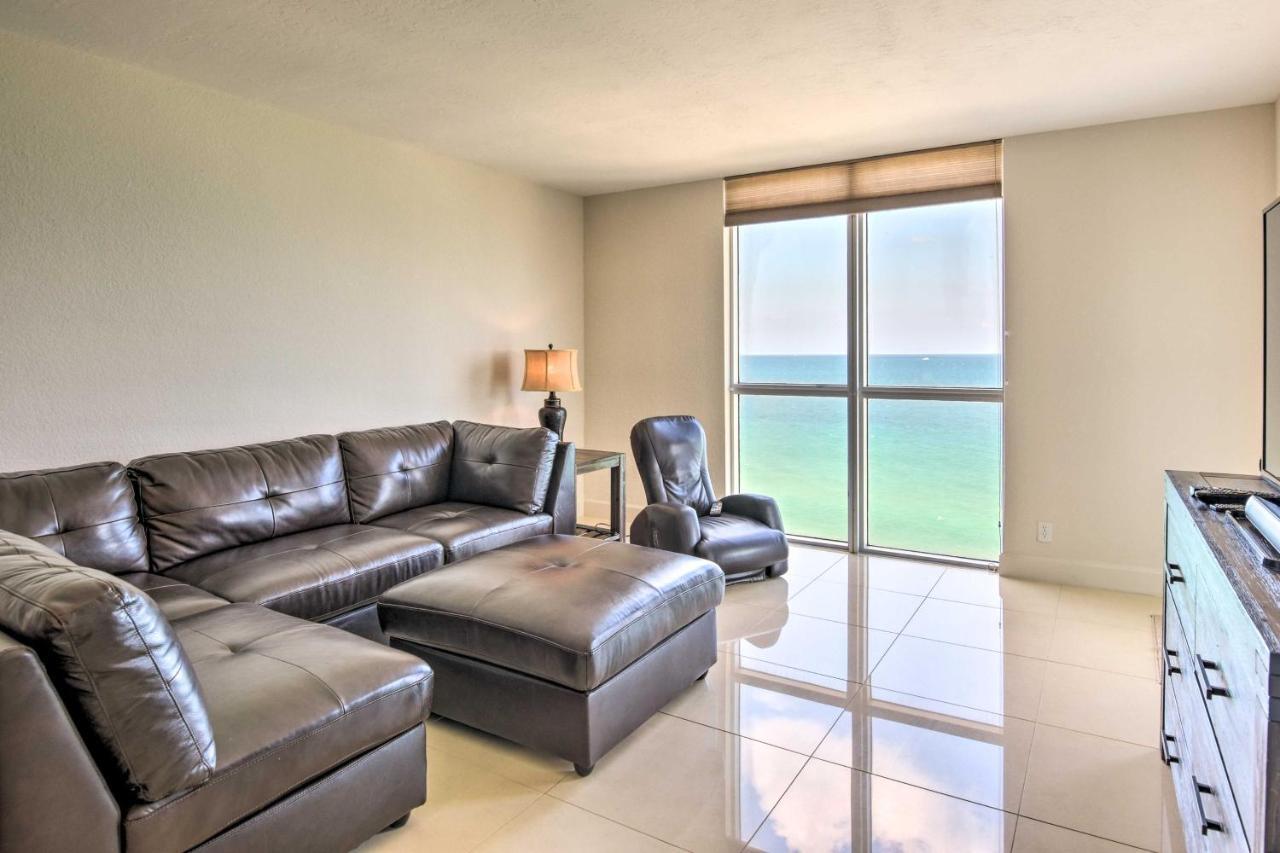 Hollywood Beachfront Condo With Resort Amenities! Exterior photo